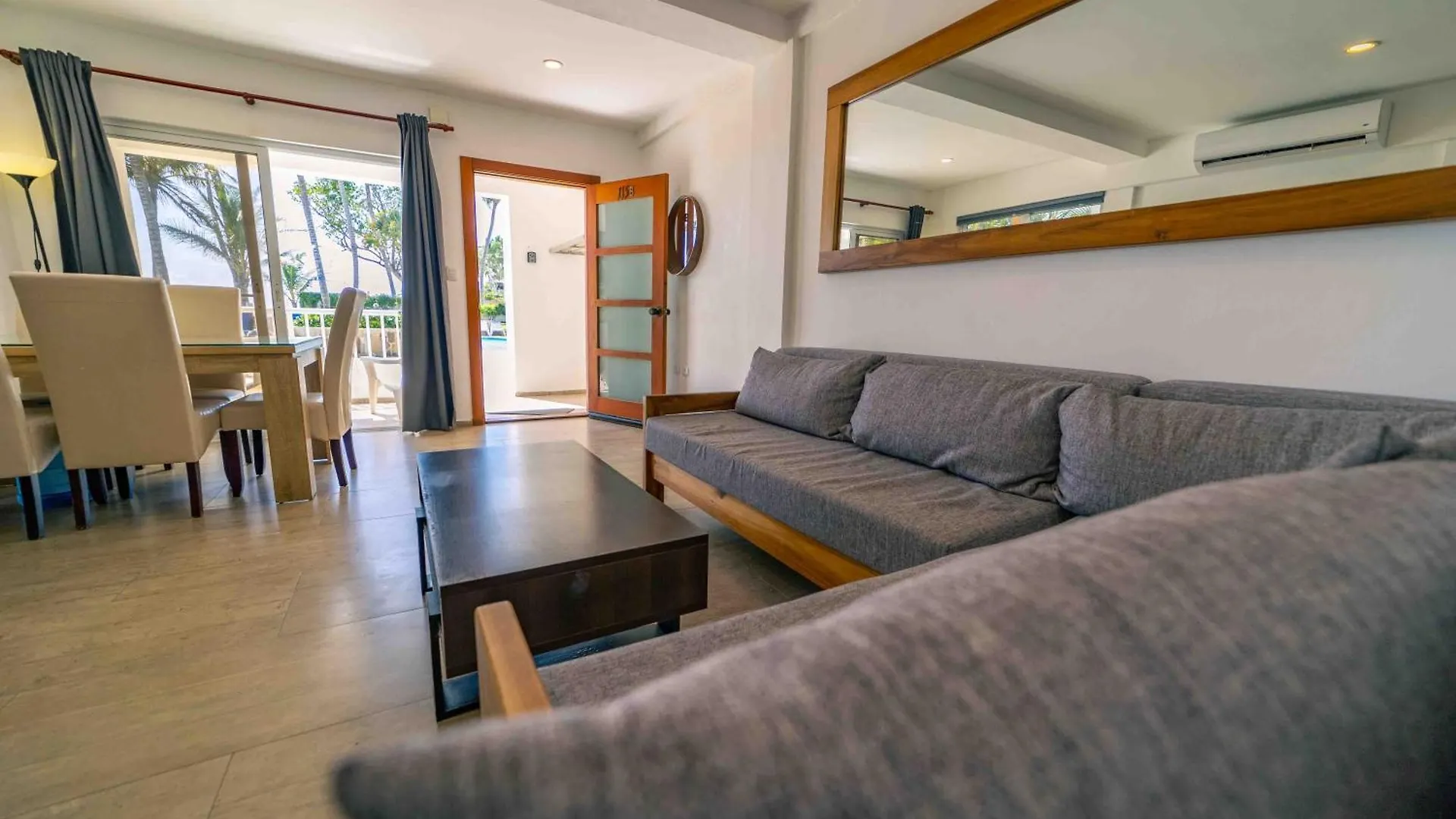 Kite Beach Oceanfront 1St Row Two Bedrooms And Patio Cabarete Apartment